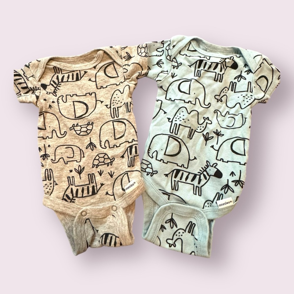 Gerber Animal Onesie Newborn Set - Gray and Blue - Picture 3 of 5